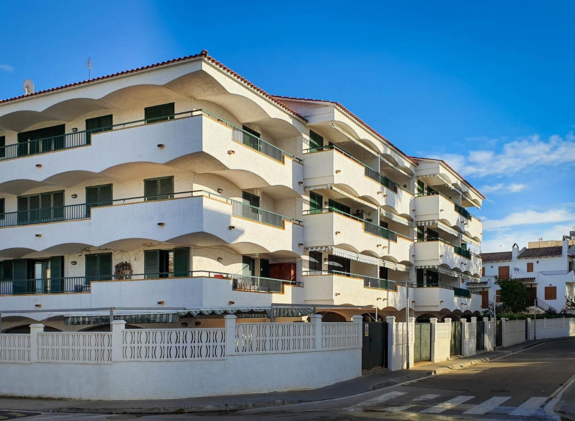 Appartement At044 Cerca De La Playa, Con Piscina Y Airco à Torredembarra Extérieur photo